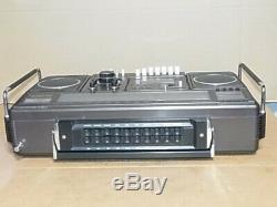 Antique GRUNDIG RR-1140SL Broadcast Receiver Sounds great! Used from Japan