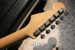 Crews Maniac Sound guitar Shipped from Japan Good condition Free shipping