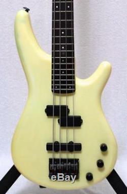 IBANEZ RB830 Bass Guitar white Vintage sound Excellent condition Used from japan