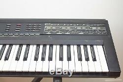 ROLAND D-50 D50 LINEAR SYNTHESIZER VINTAGE JAPAN Midi Sound From 90's