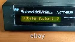 Roland MT-32 Multi Timbre MIDI Sound Module Synthesizer Free shipping from Japan