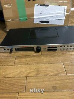 Roland XV-5050 Synthesizer Sound Module 64 Tested Working VG F/S from Japan
