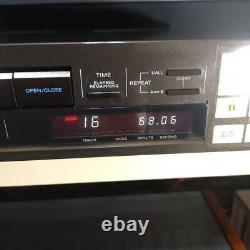 Sony CDP-101 CD player Works Well & Sounds Free Shipping from Japan