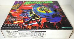 Trendmasters MARS ATTACKS DOOM SAUCER 1996 VINTAGE Light & sound from Japan Rare