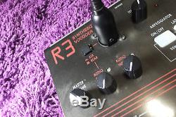 USED KORG R3 Synthesizer Vocoder Analog sound from Japan 160606